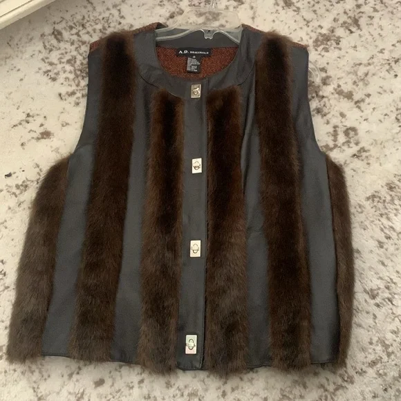 A.D. Originals Faux Fur / Real Leather Vest XL - Picture 2 of 6
